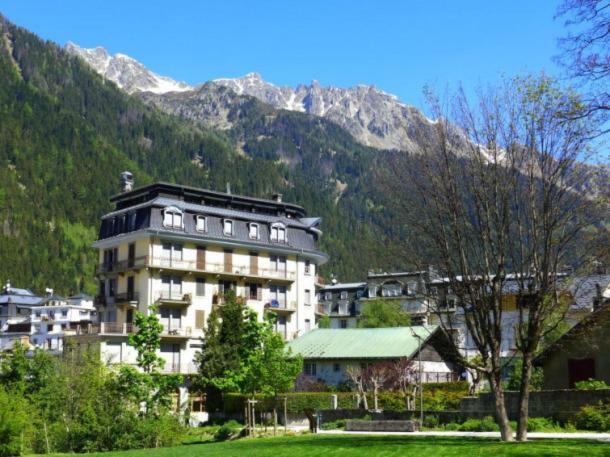 Beautiful Apartment In Chamonix Centre With Superb Mountain Views Zewnętrze zdjęcie